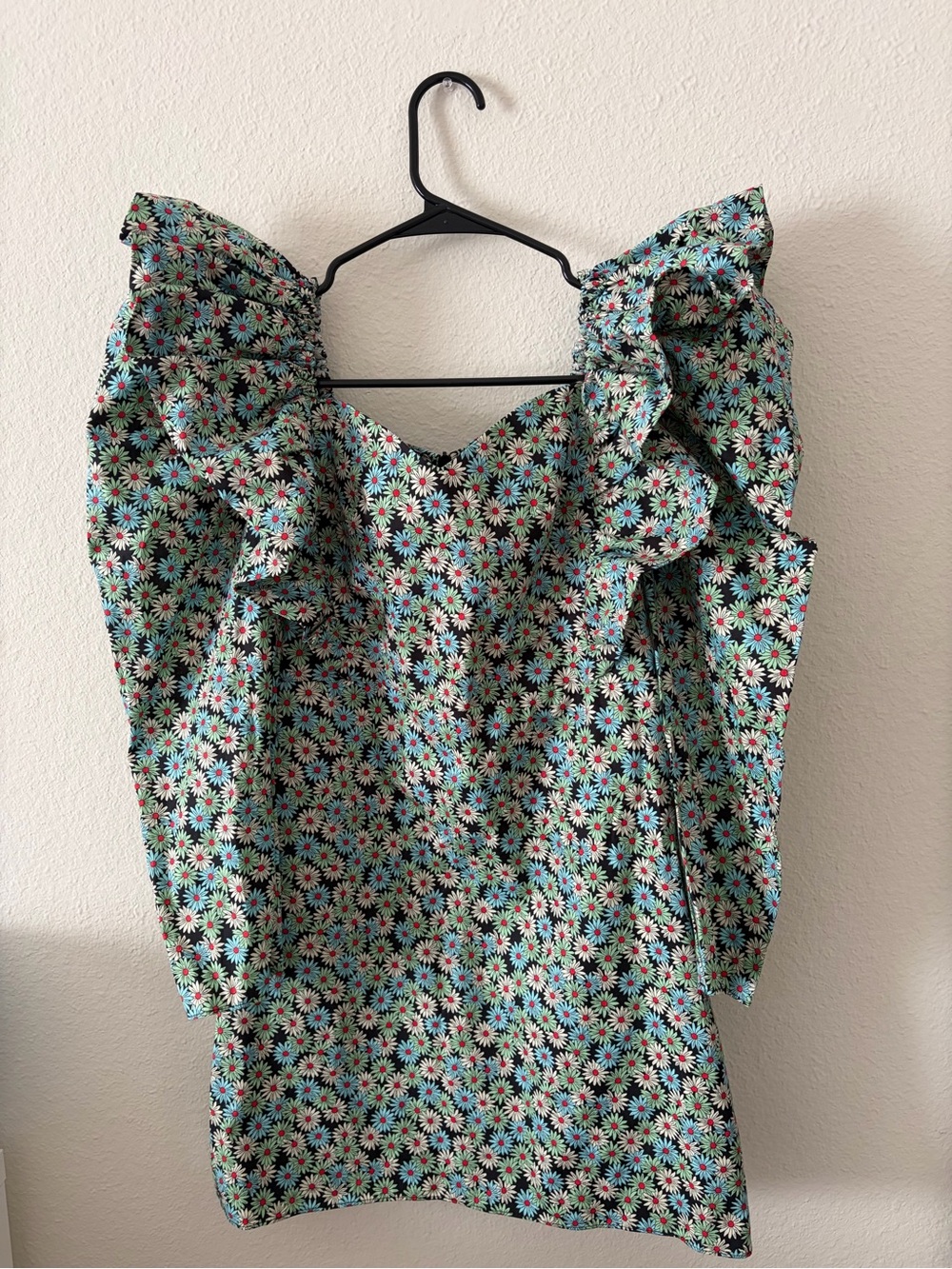 Zara Mint Green Daisy Ruffle-Sleeve Blouse